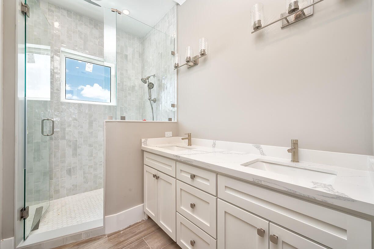 927 Gulf Drive16