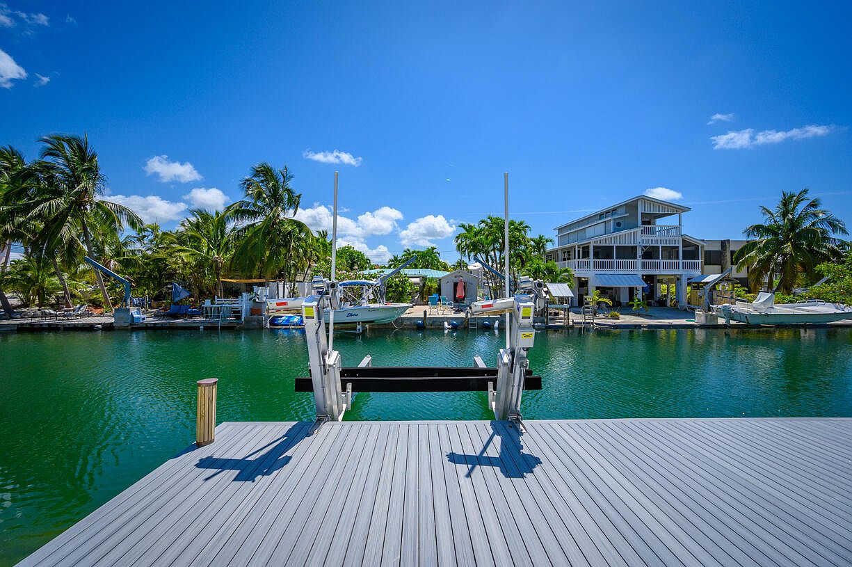 927 Gulf Drive22