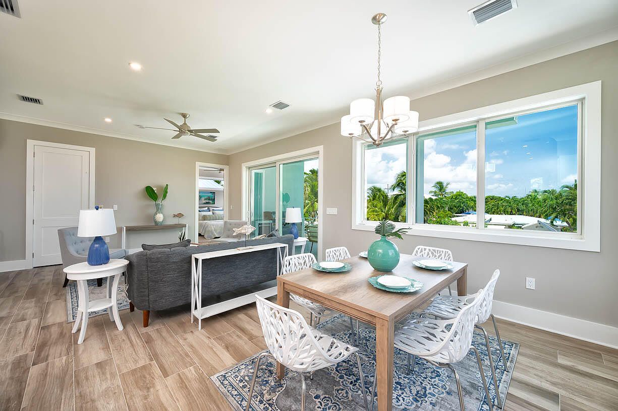 927 Gulf Drive9